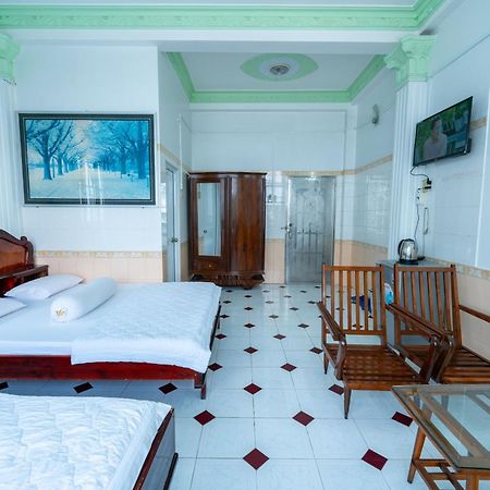 Thien Thanh Hotel Vĩnh Long Extérieur photo